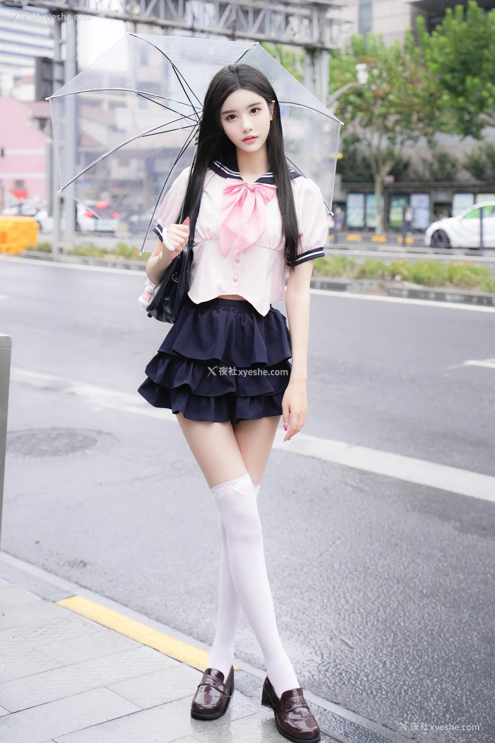 1P - xiuren秀人网福利晚苏susu大尺度内部私房加密校服