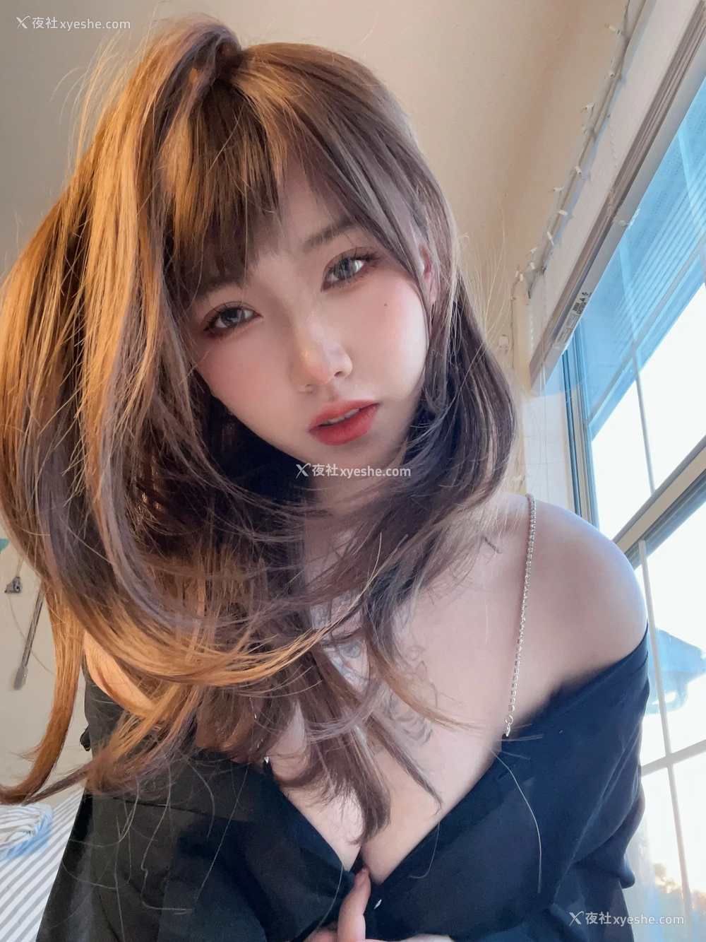 1P - 狐洛洛子 – 居家女友