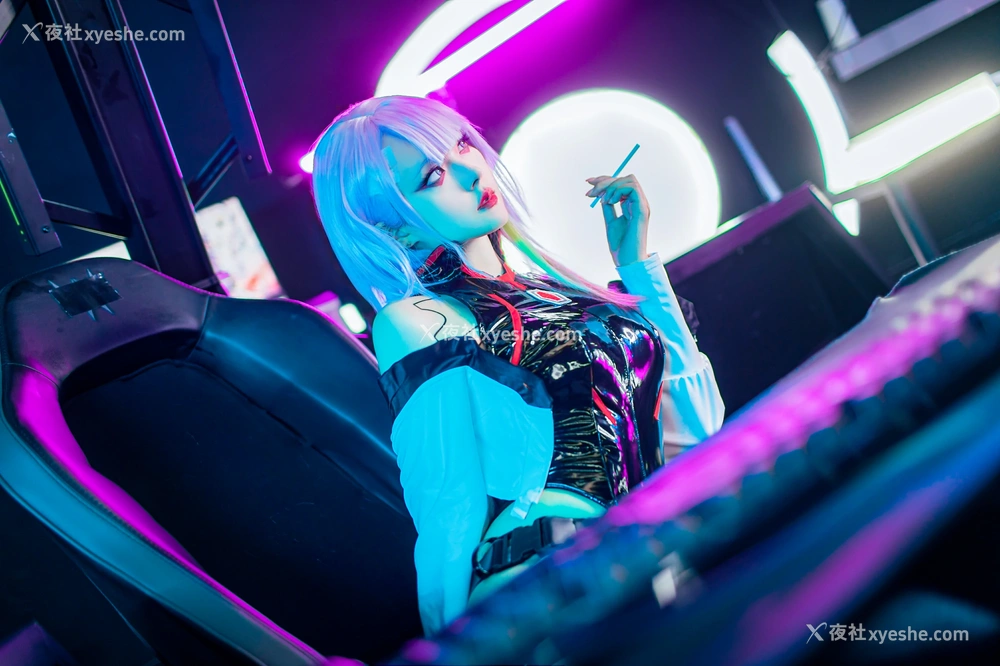 1P - Natsuko夏夏子 – 赛博朋克边缘行者Lucy
