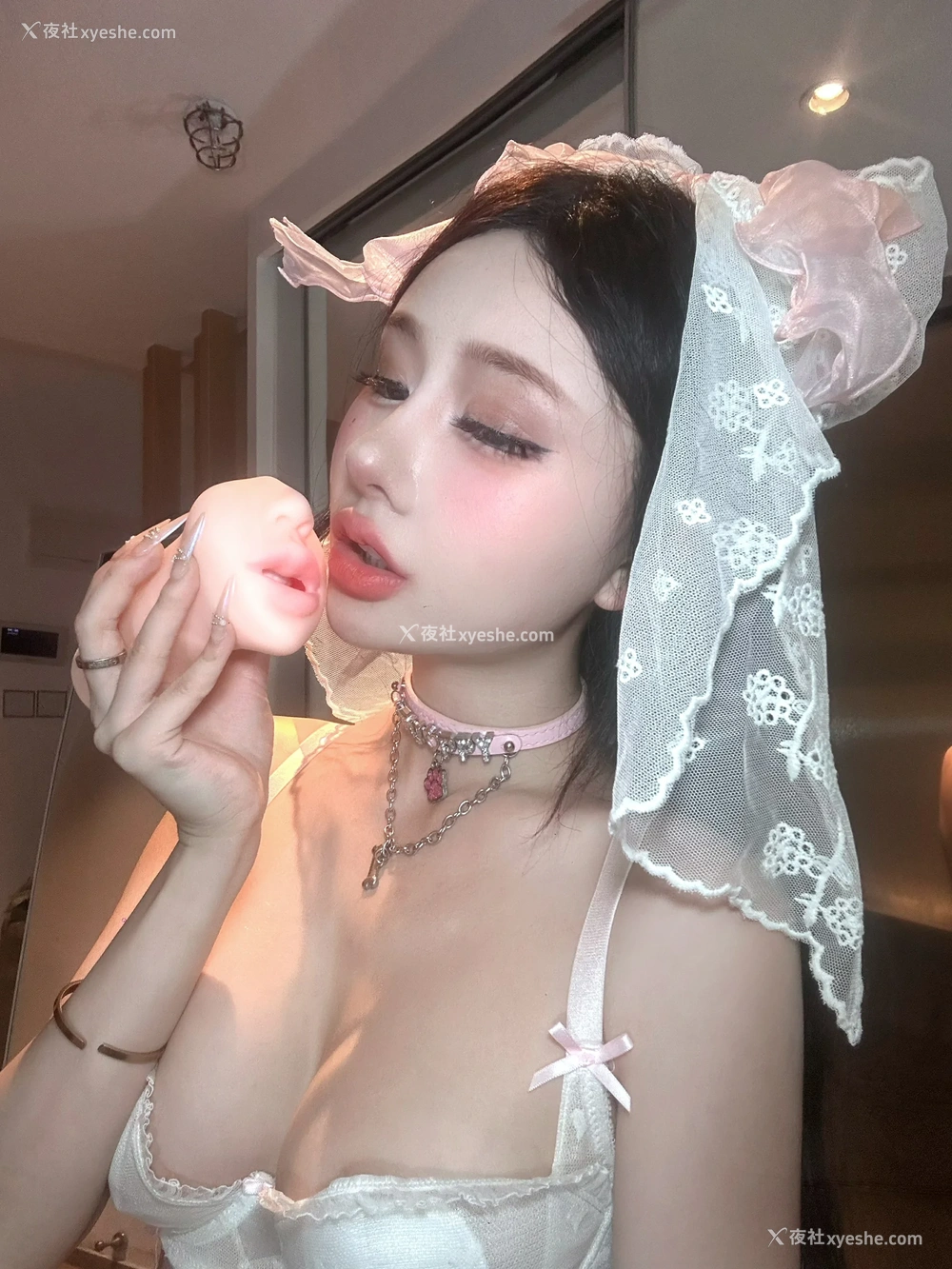 1P - 您的蛋蛋 – 唇膜