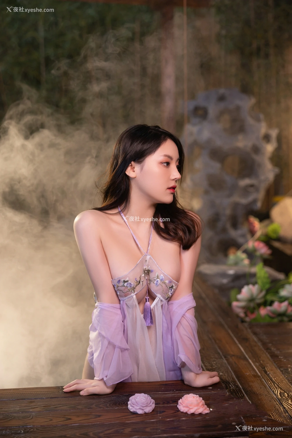 1P - xiuren秀人网福利豆瓣酱大尺度内部私购古装温泉