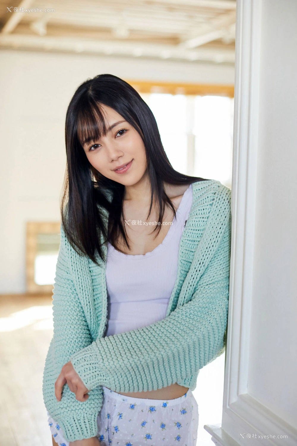 1P - 凉森玲梦《世界一美しいヘアヌード １００カット超え Perfect ver.》