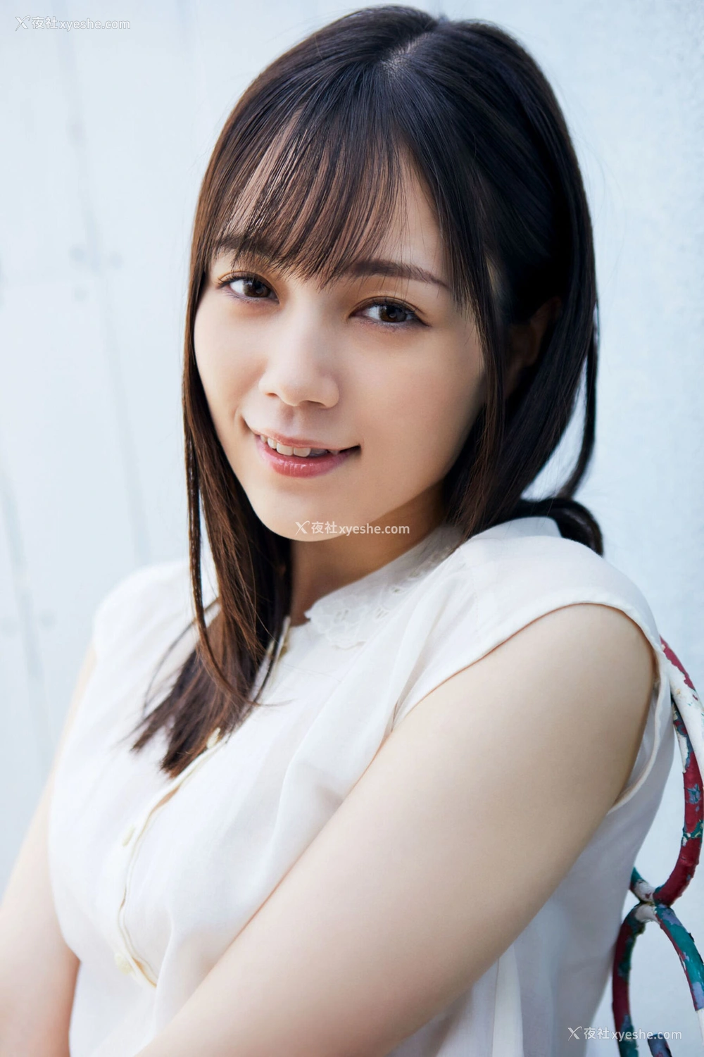 1P - 凉森玲梦《世界一美しいヘアヌード １００カット超え Perfect ver.》