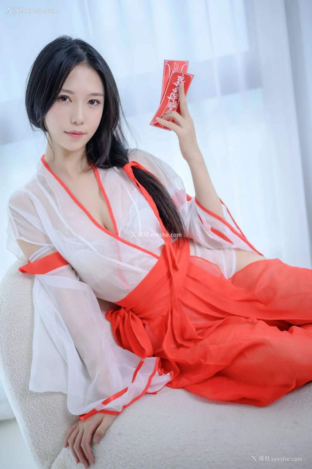 1P - 抖娘利世 – 私人驱邪师