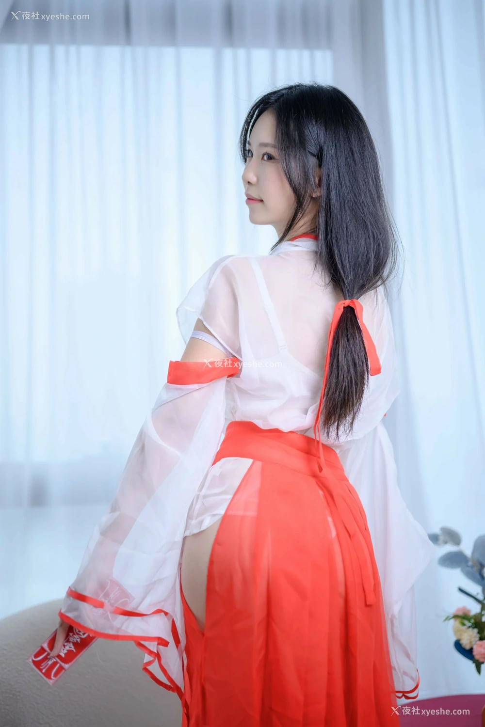 1P - 抖娘利世 – 私人驱邪师