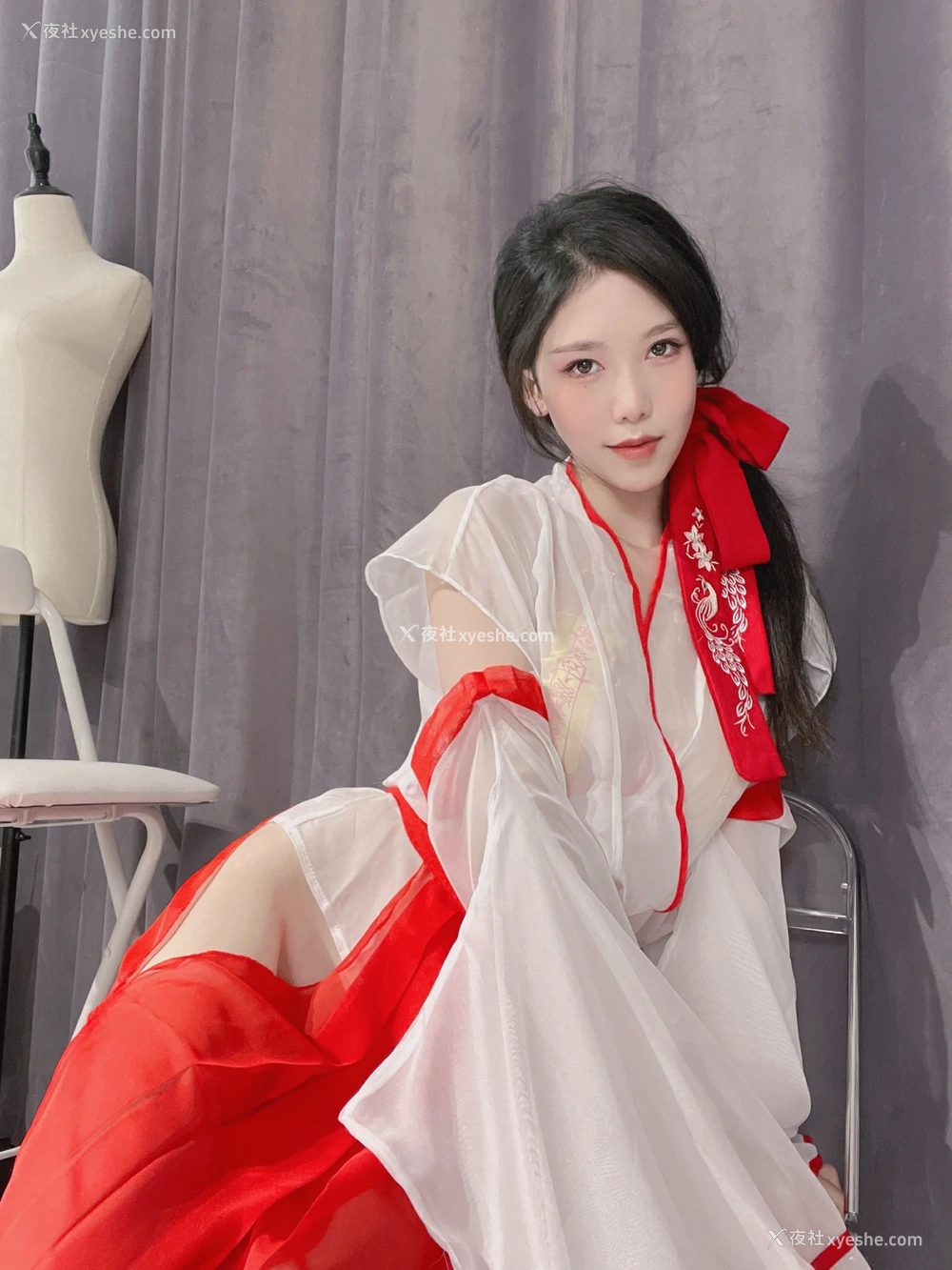 1P - 抖娘利世 – 私人驱邪师