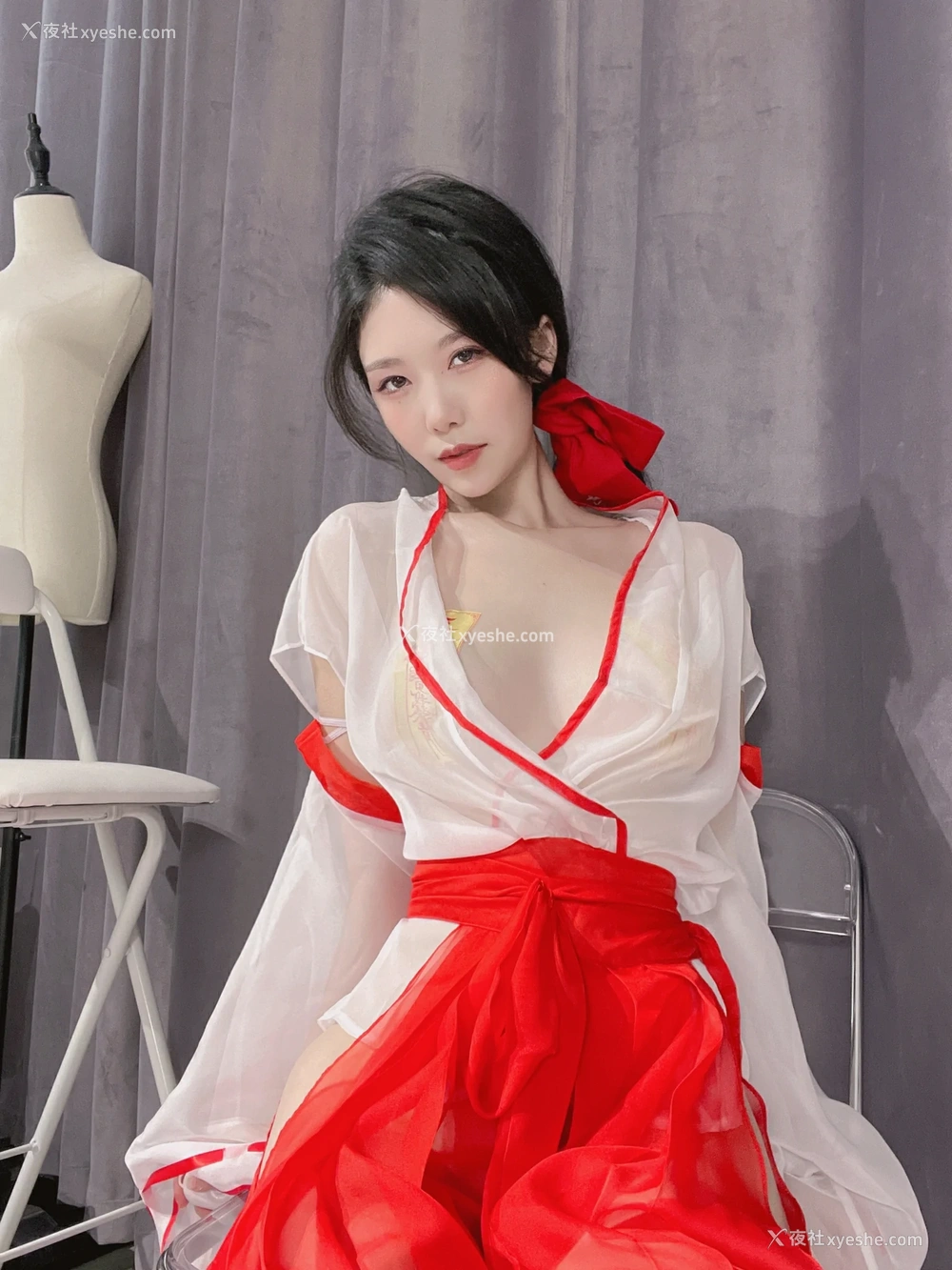 1P - 抖娘利世 – 私人驱邪师