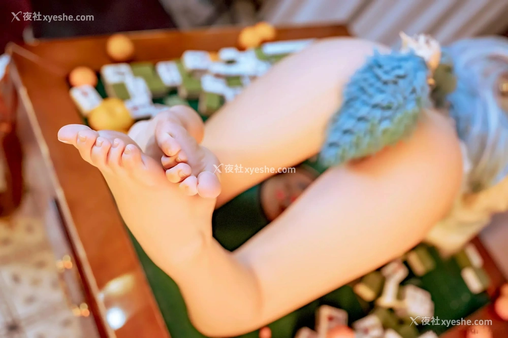 1P - Quan冉有点饿 – 芙洛伦