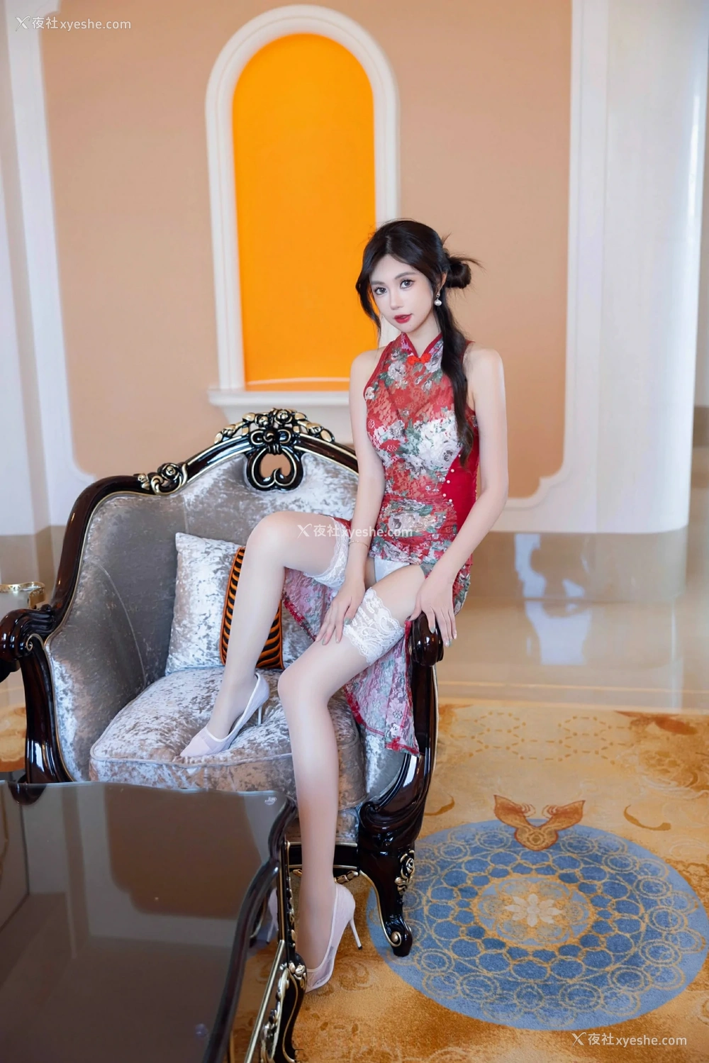1P - [XiuRen秀人网] No.9529 绮里嘉ula