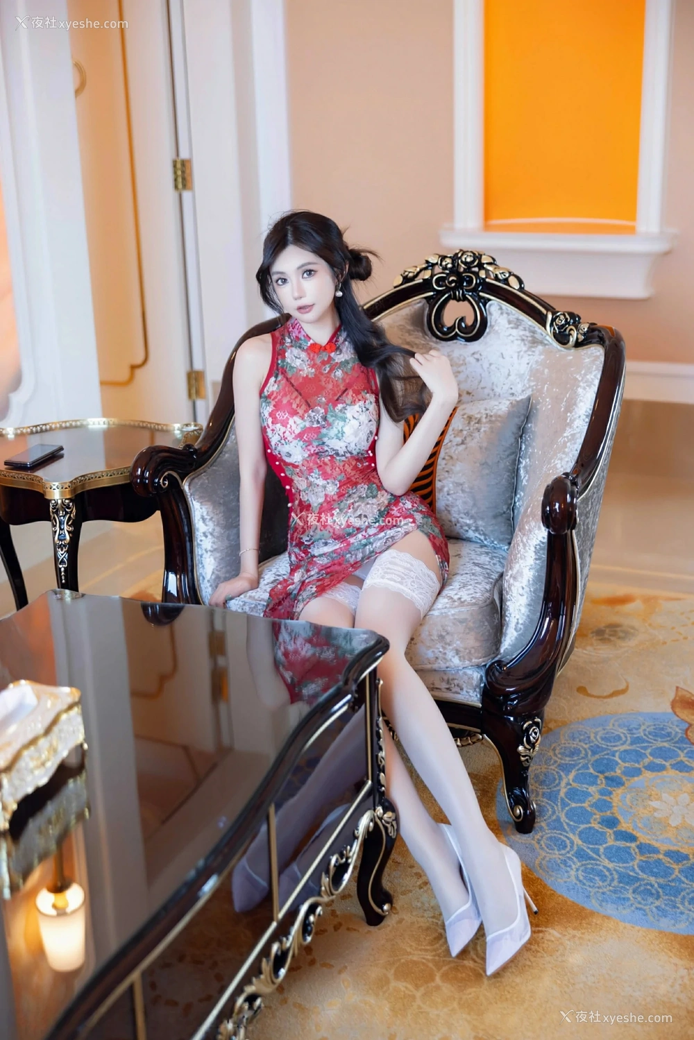 1P - [XiuRen秀人网] No.9529 绮里嘉ula