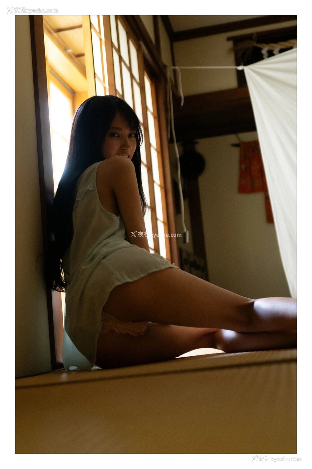 1P - 八挂海《撮り下ろしBEST PREMIUM IVE CUT Vol.1》