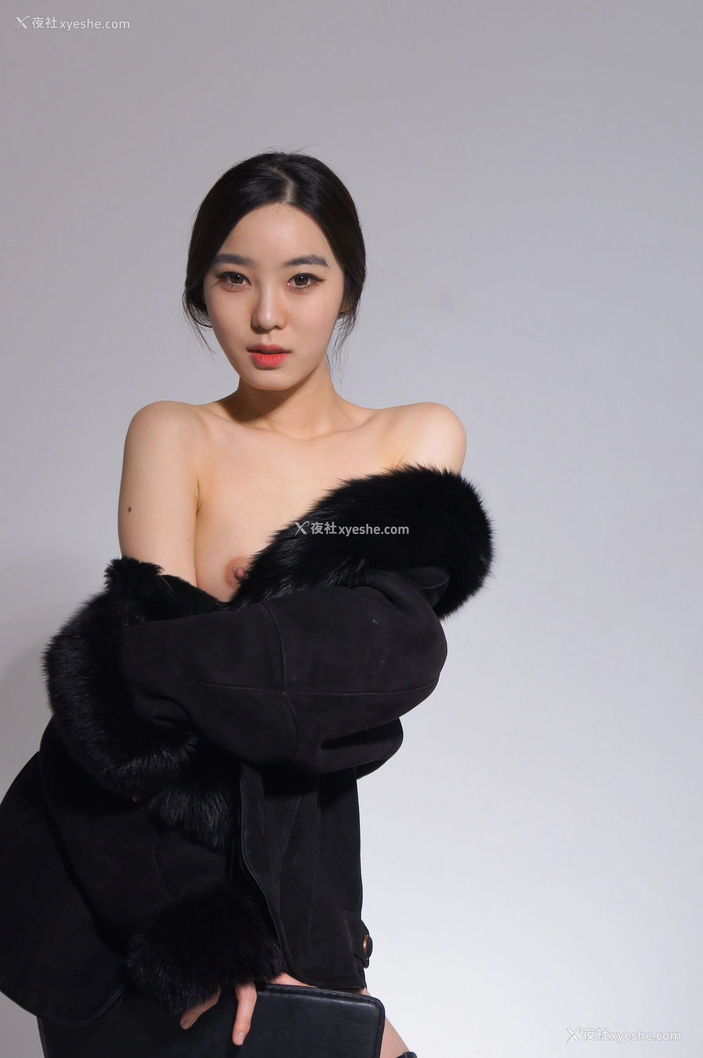 1P - 韩模 이현지（李智贤）人体私拍套图