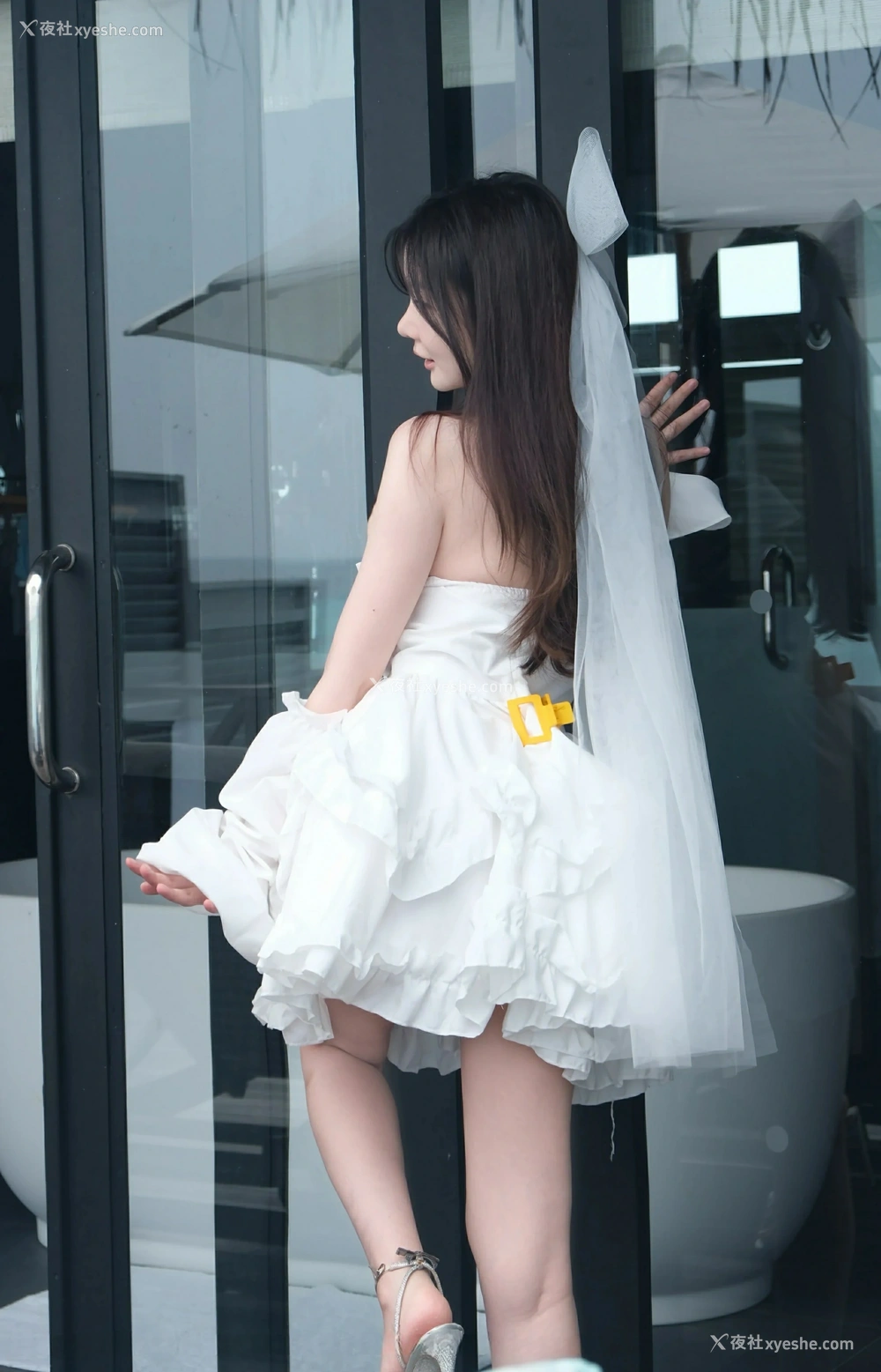 1P - [XiuRen秀人网] No.9535 糯美子MINIbabe