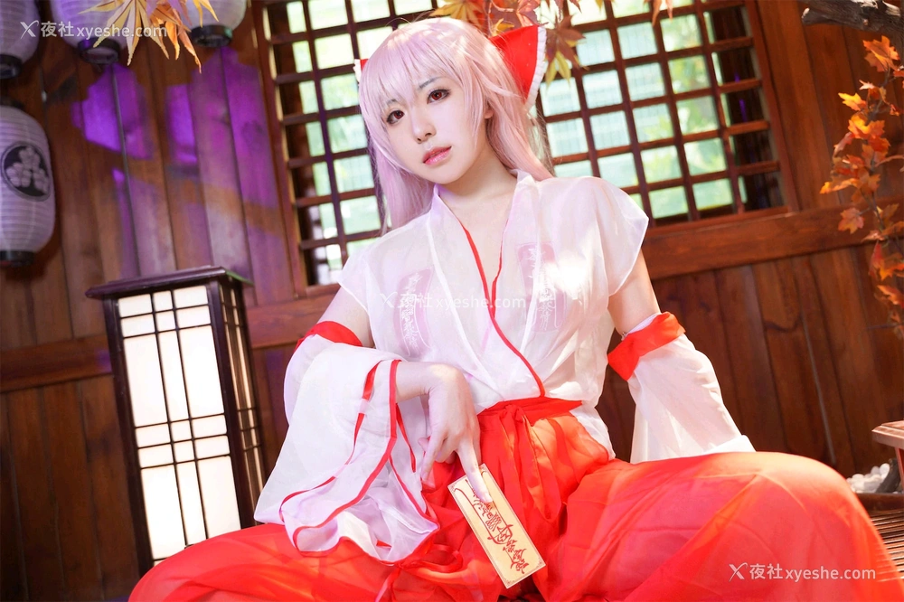 1P - 虎森森 – 巫女