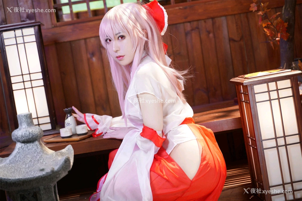 1P - 虎森森 – 巫女