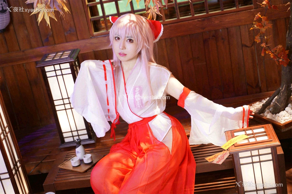 1P - 虎森森 – 巫女