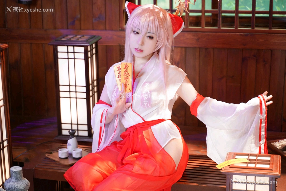 1P - 虎森森 – 巫女