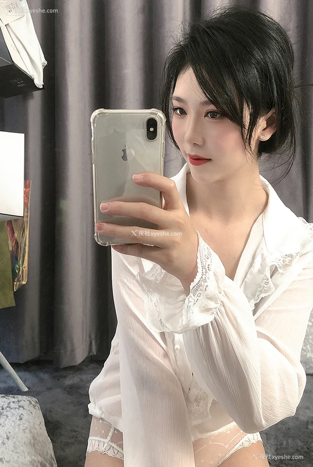 1P - 网红美女抖娘利世透视雪纺凸点若隐若现
