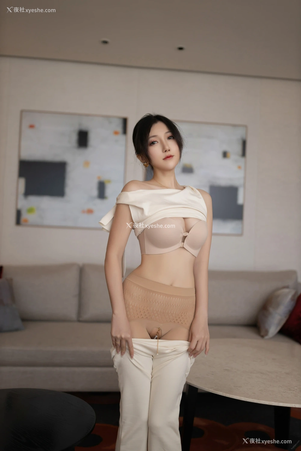 1P - xiuren秀人网福利鱼子酱Fish大尺度内部私购职场女人