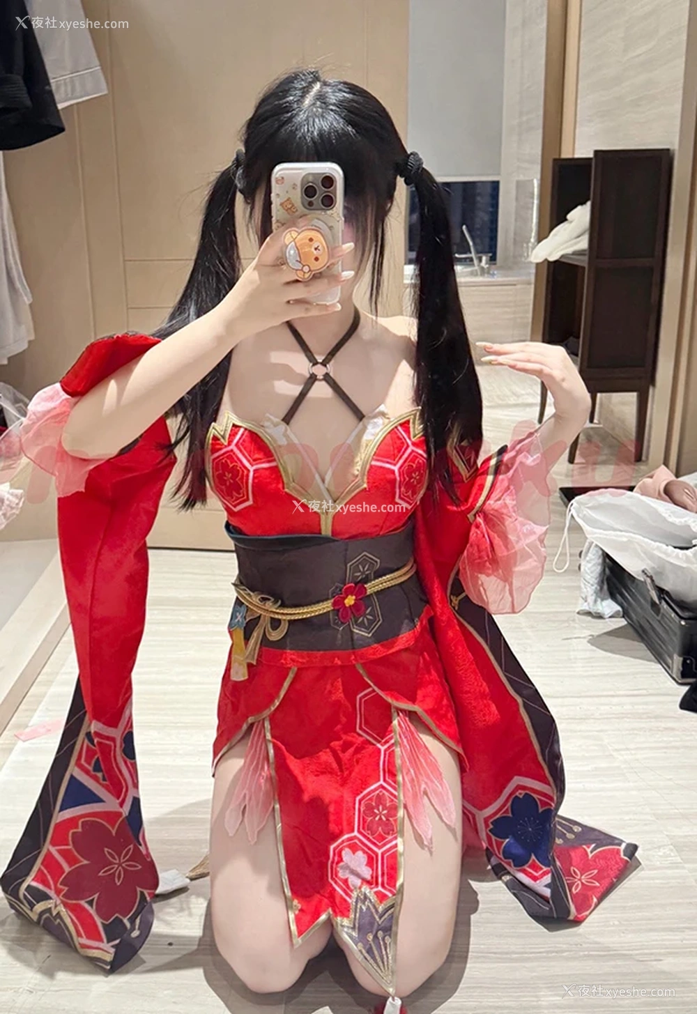 1P - 双马尾粉嫩白虎@小粉馒头 尺度私拍视图合集2