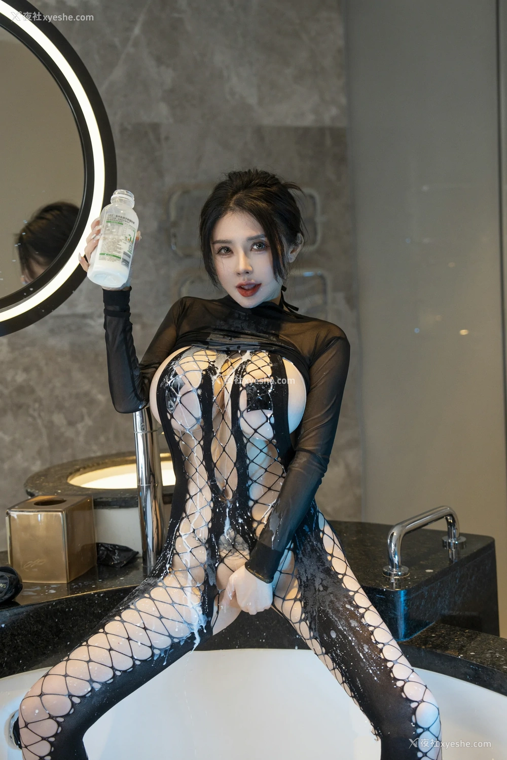 1P - xiuren秀人网福利潘娇娇大尺度私拍写真浴池诱惑