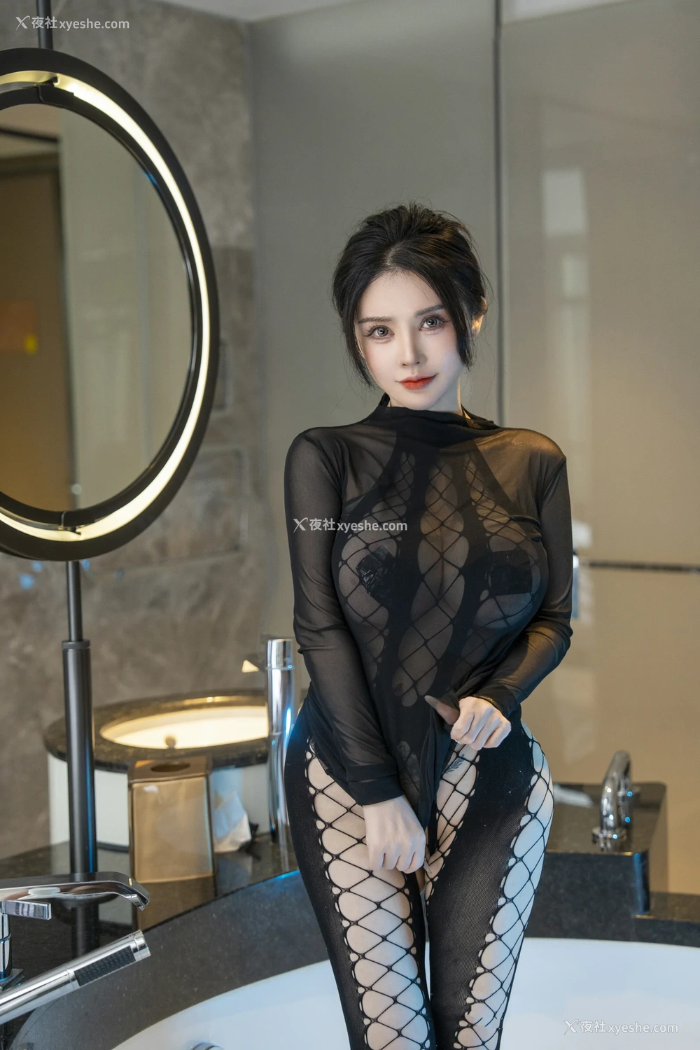 1P - xiuren秀人网福利潘娇娇大尺度私拍写真浴池诱惑