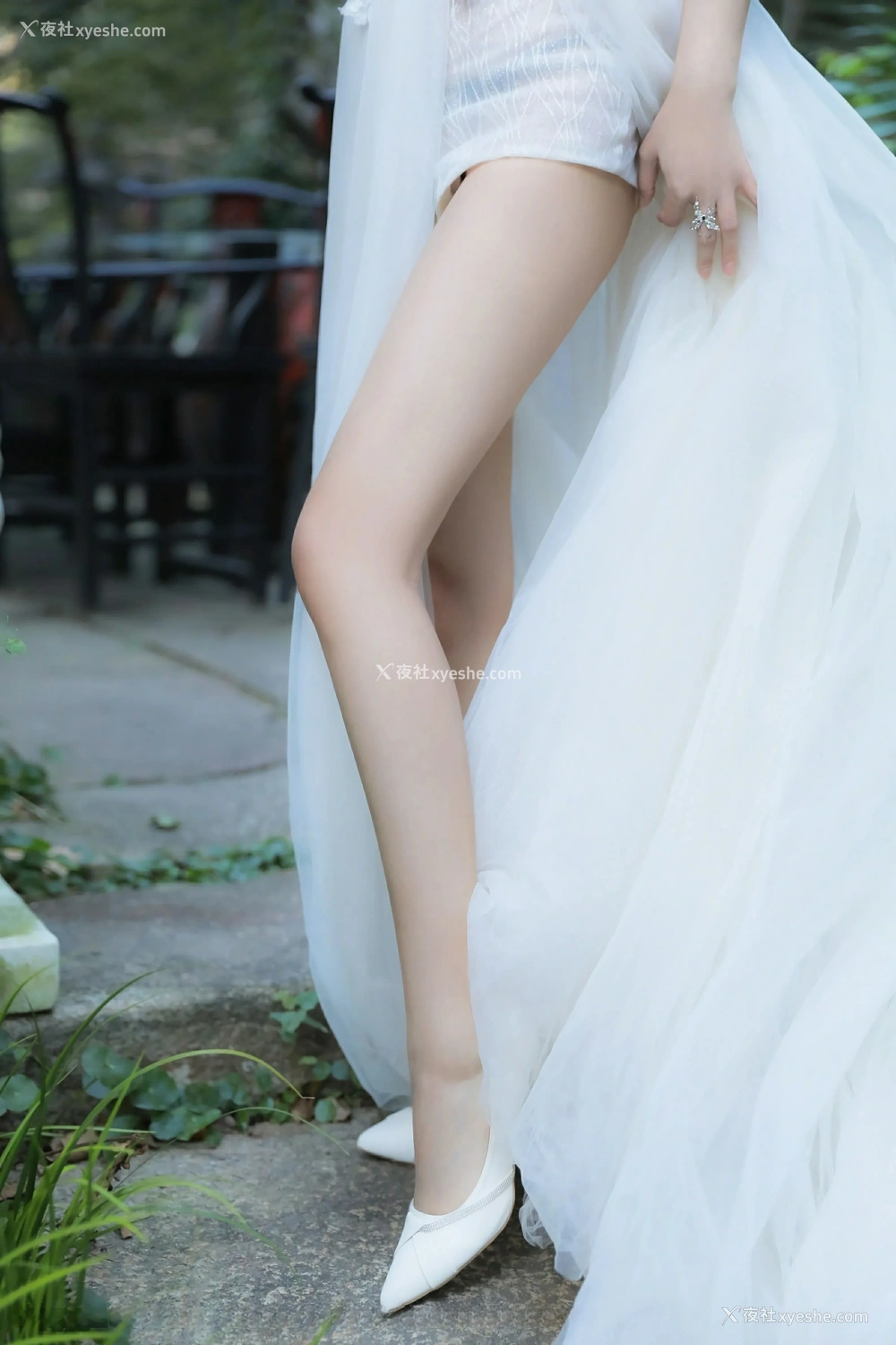 1P - [XiuRen秀人网] No.9552 小蛮妖Yummy