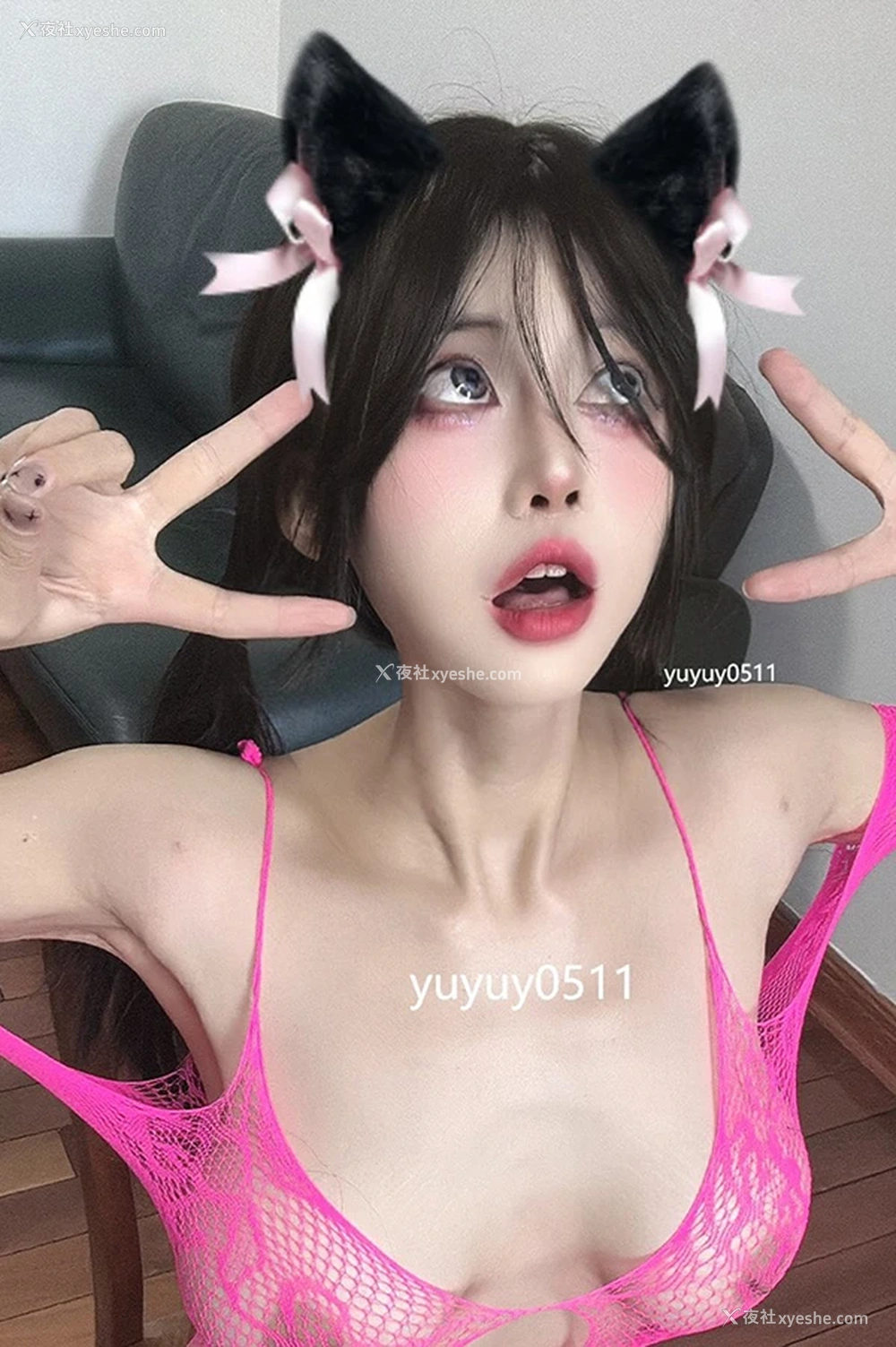 1P - 白虎福利姬@煜煜y 尺度私拍视图合集