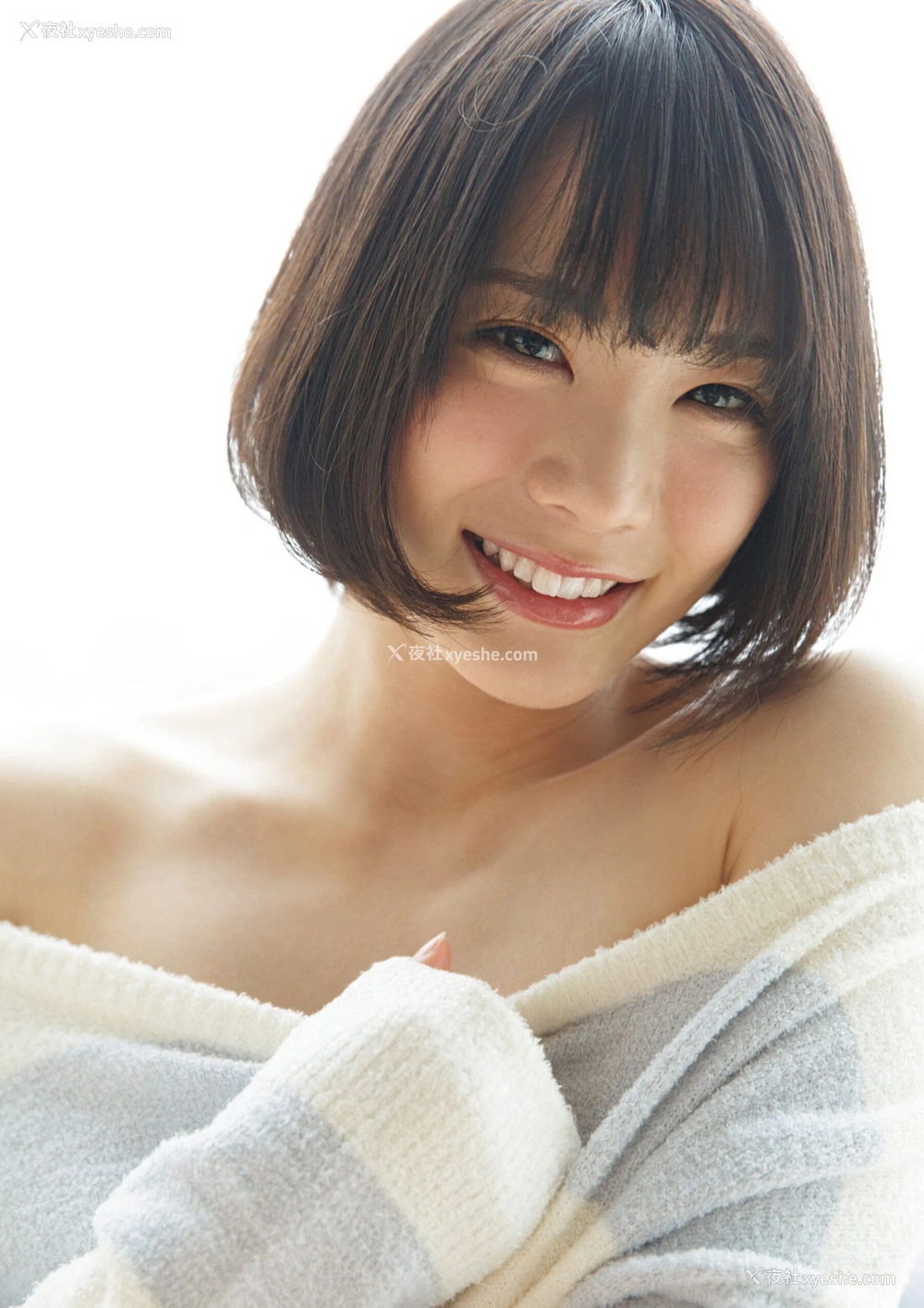 1P - 铃村爱里《爱の日々》