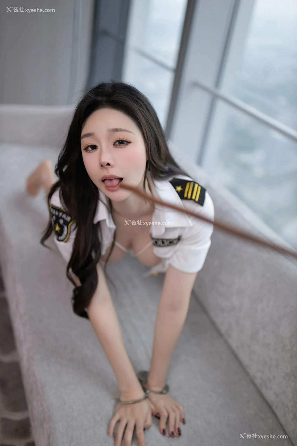 1P - [XiuRen秀人网] No.9566 小逗逗
