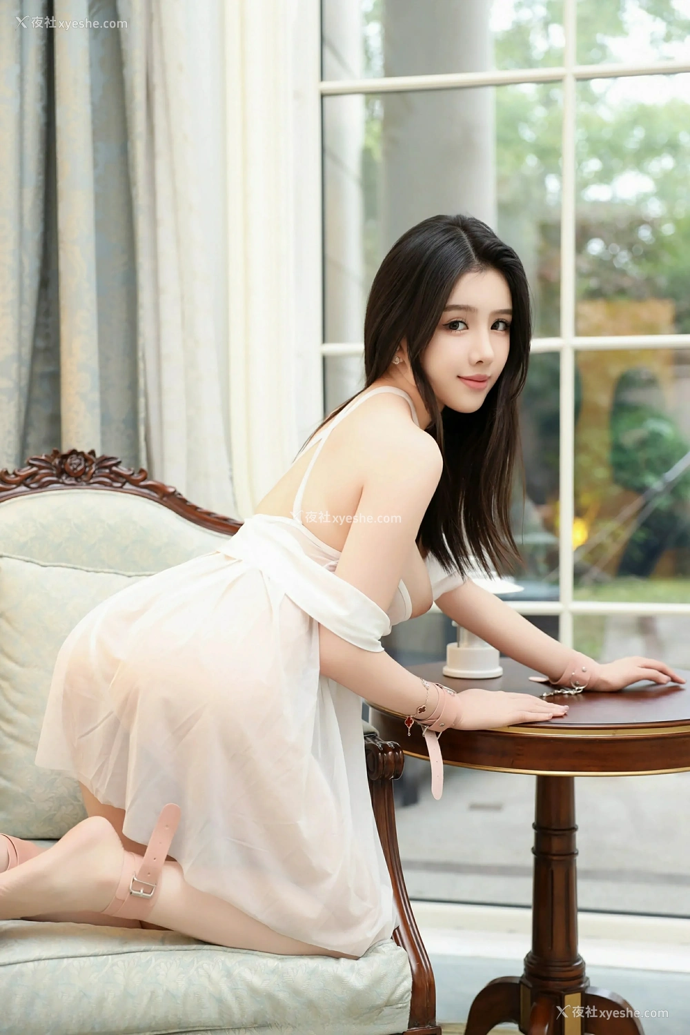 1P - [XiuRen秀人网] No.9563 唐翩翩