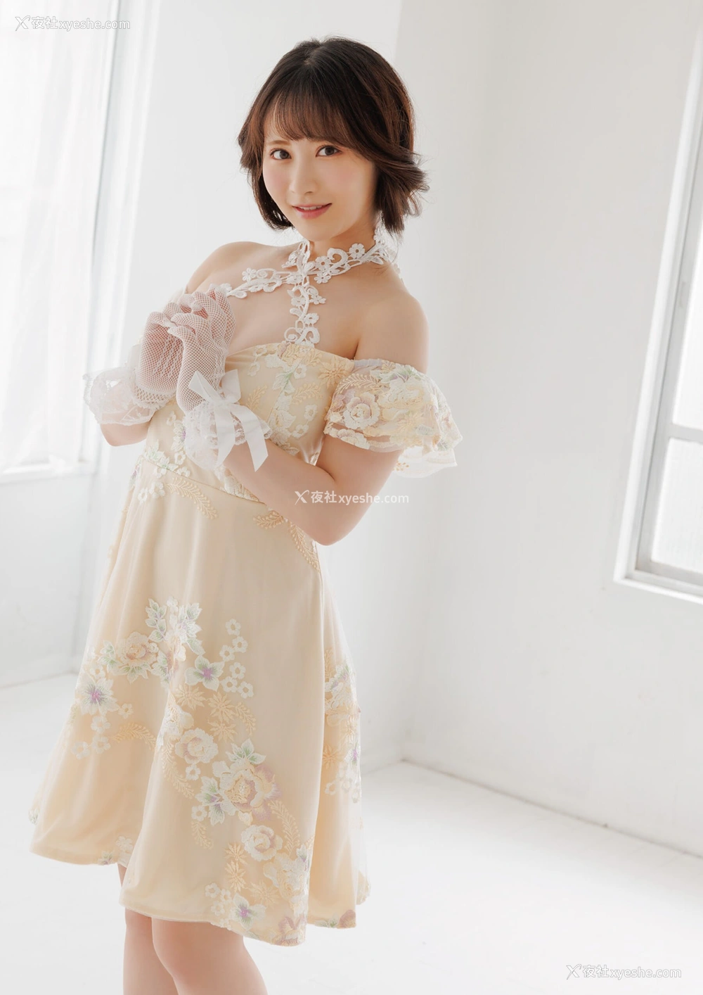 1P - 小野六花《臆病な爱 増ページ デジタル特装版》