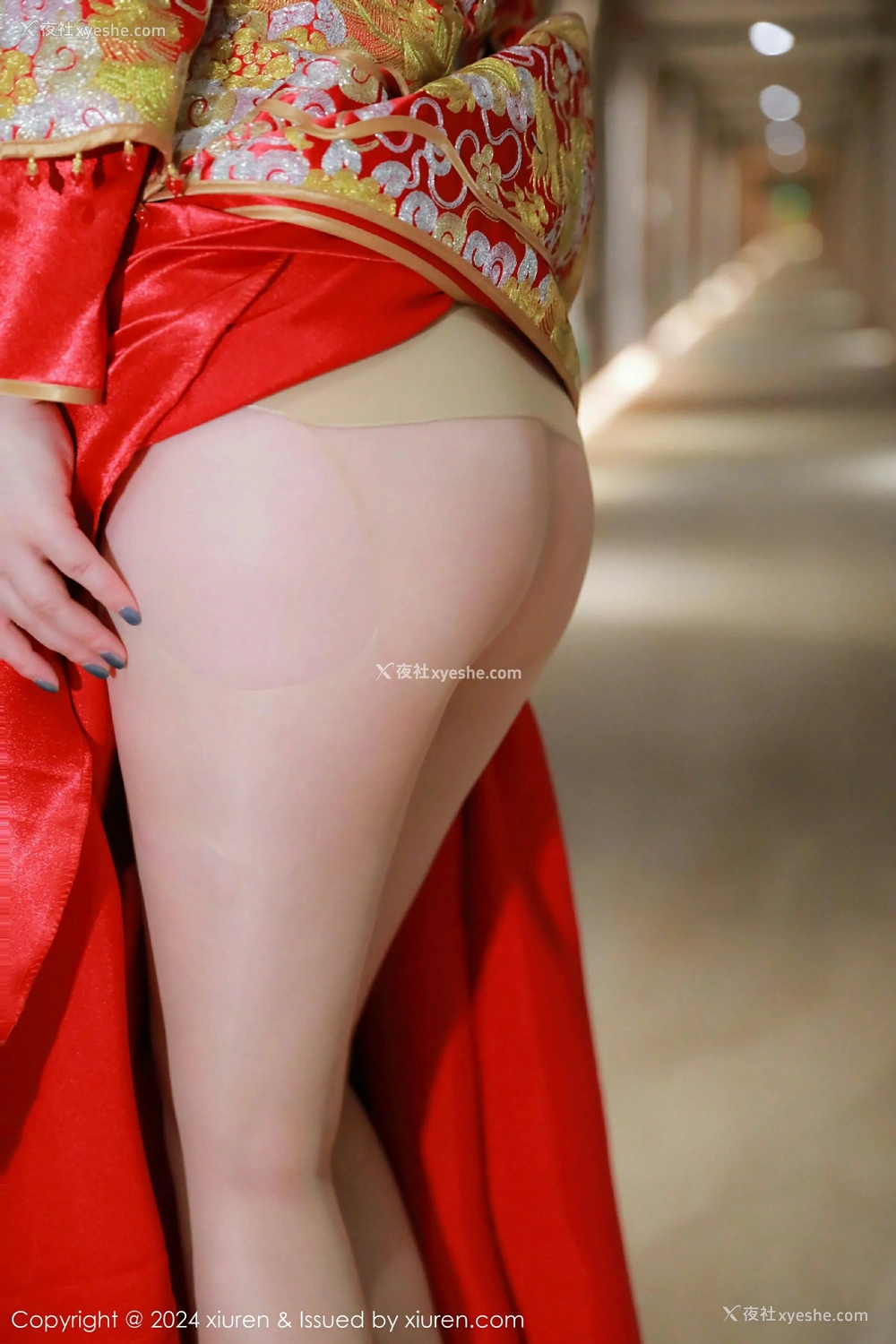1P - [XiuRen秀人网] No.9494 诗诗kiki