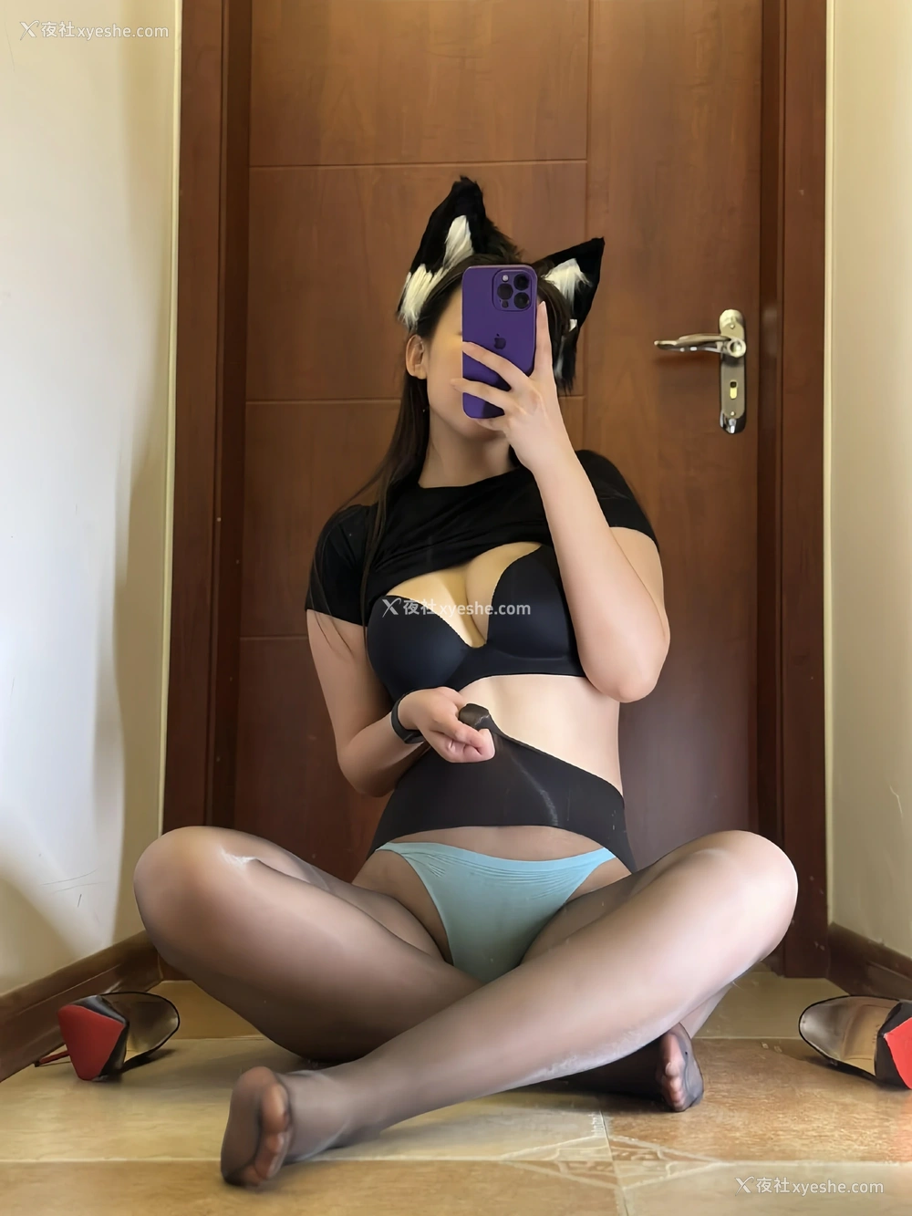 1P - 美邵女Baby – 超薄黑丝 蓝色三角