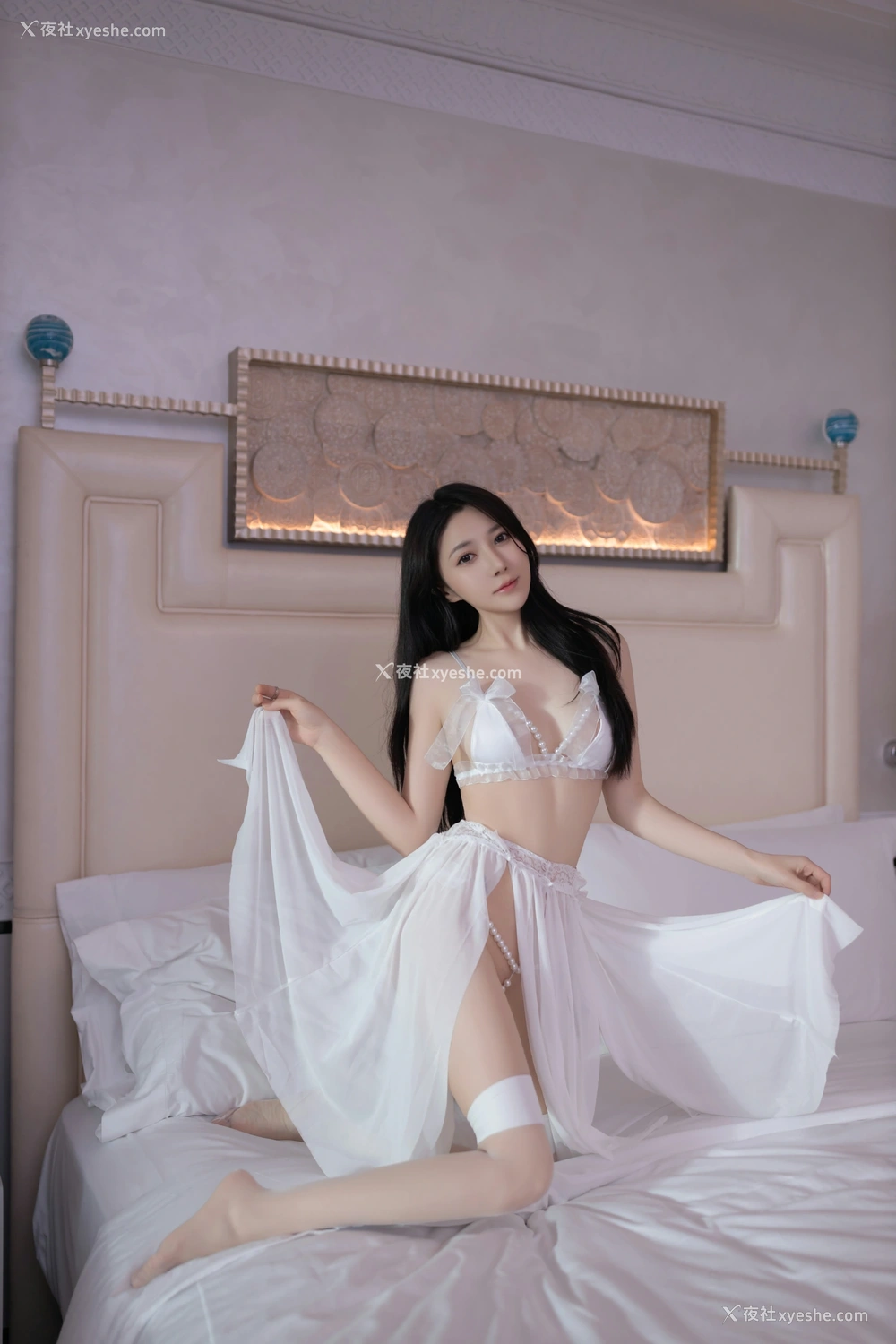 1P - xiuren秀人网福利鱼子酱Fish大尺度私拍写真白色珍珠写真