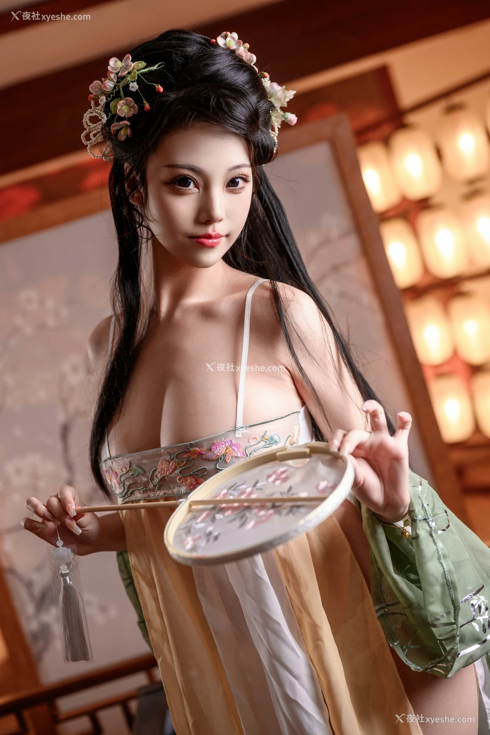 1P - 蜜汁猫裘 – 粉黛