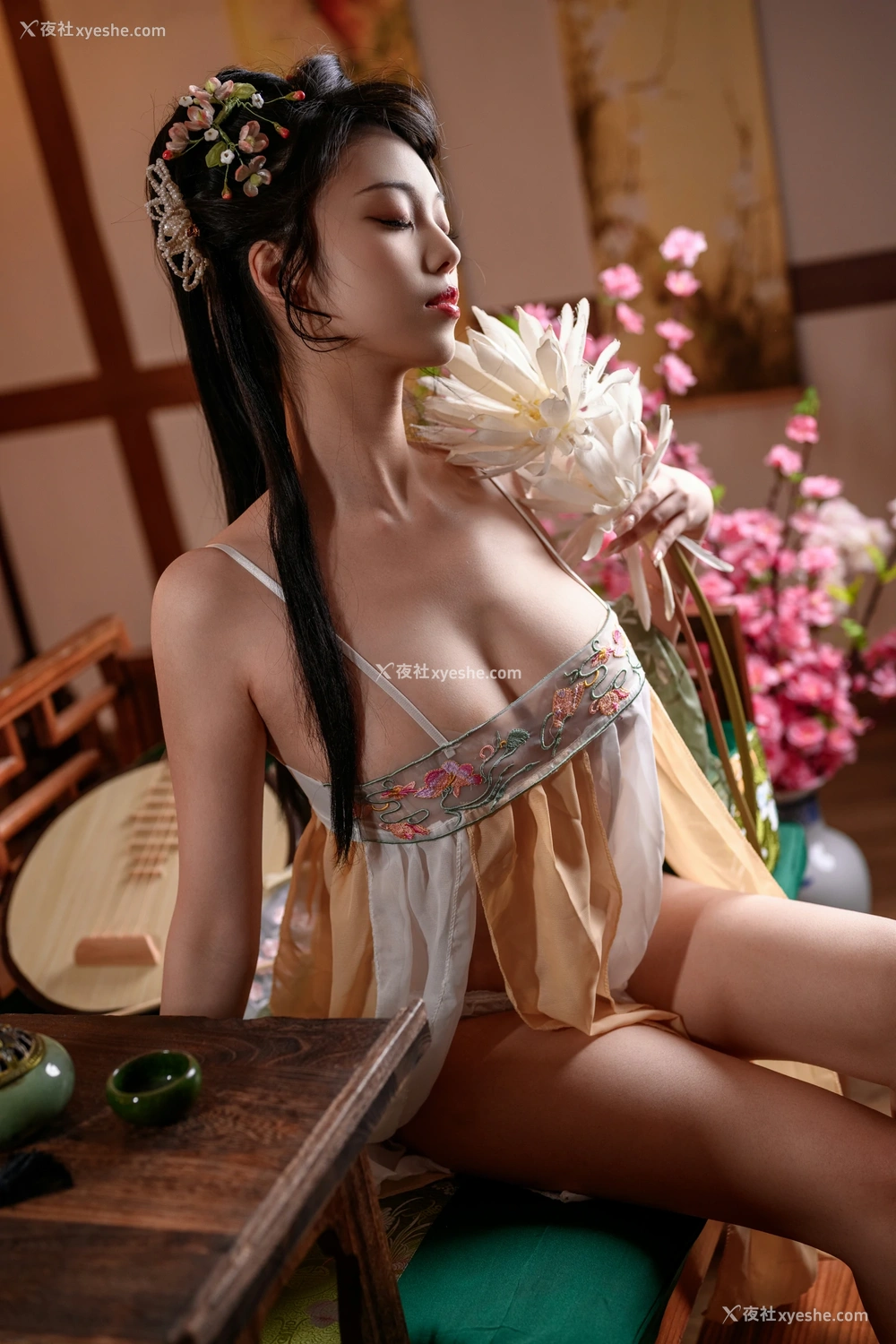1P - 蜜汁猫裘 – 粉黛