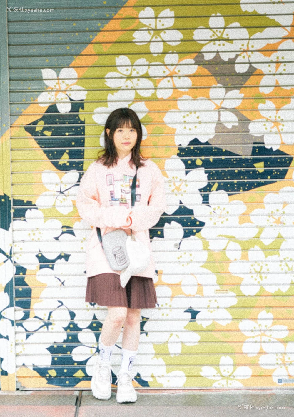 1P - 水卜樱《girl meets street》