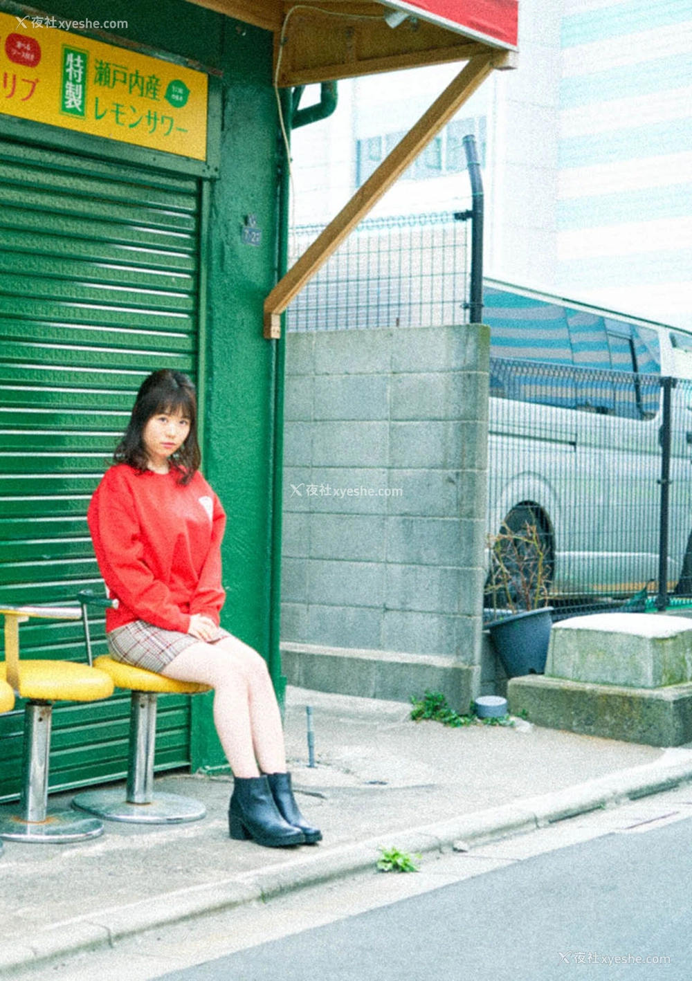 1P - 水卜樱《girl meets street》
