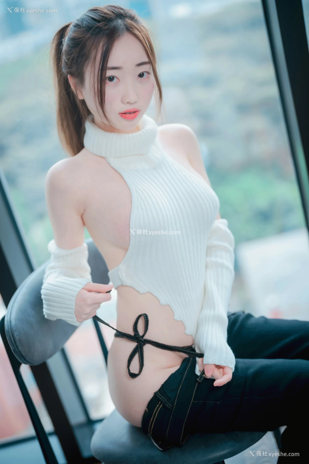 1P - DJAWA Photo – Jiwon – Knit & Denim