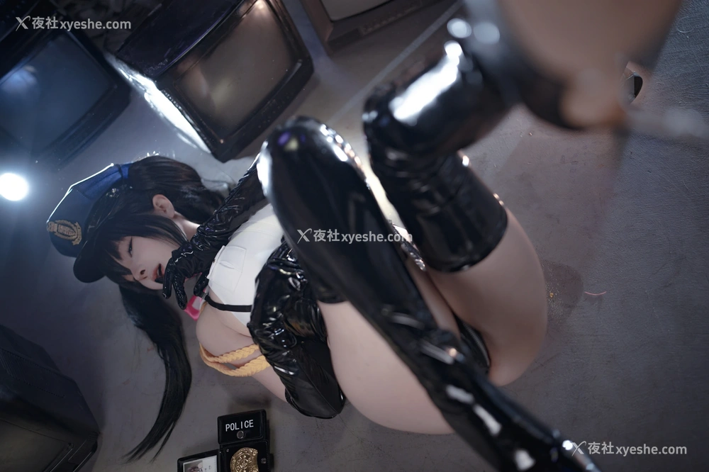 1P - 蠢沫沫 – 沙希女警