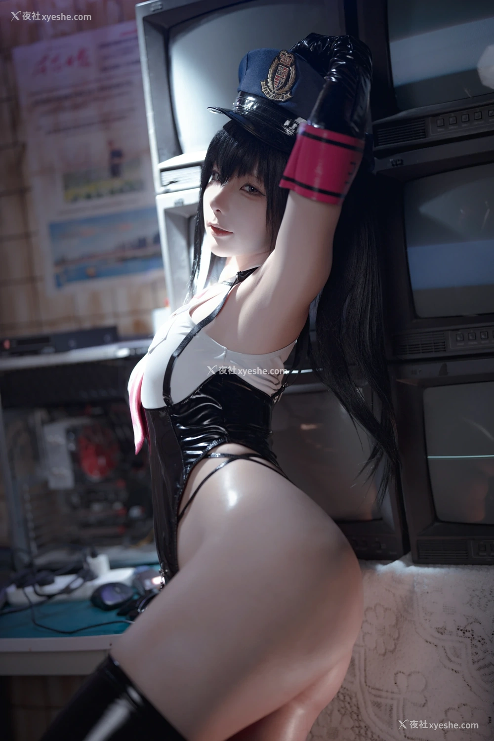 1P - 蠢沫沫 – 沙希女警