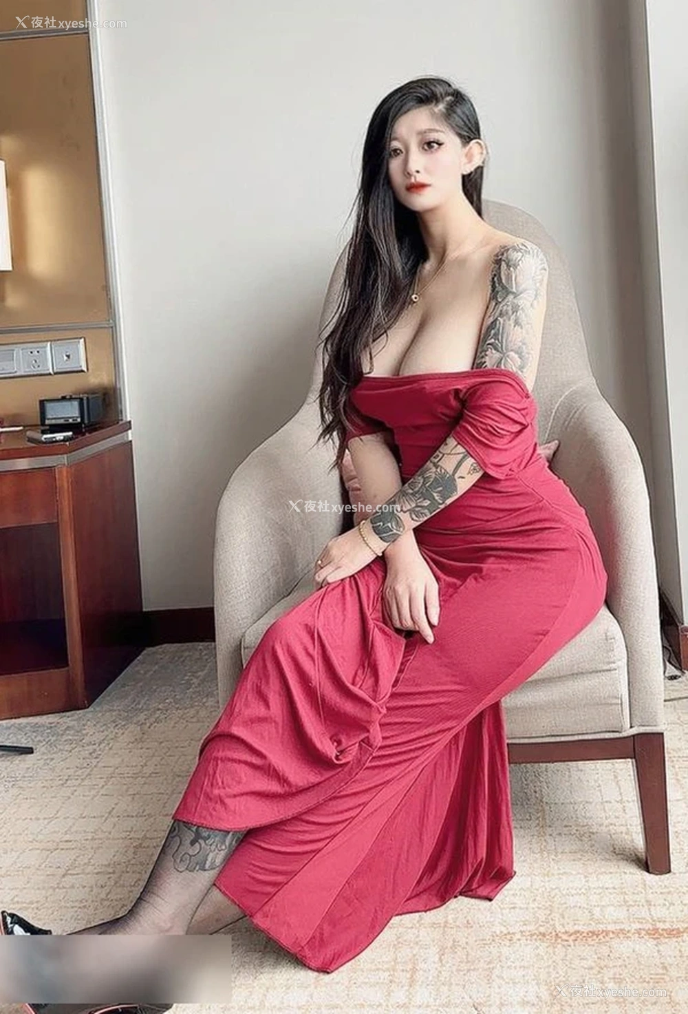 1P - 巨乳肥臀反差网红@健身婊 尺度定制作合集2