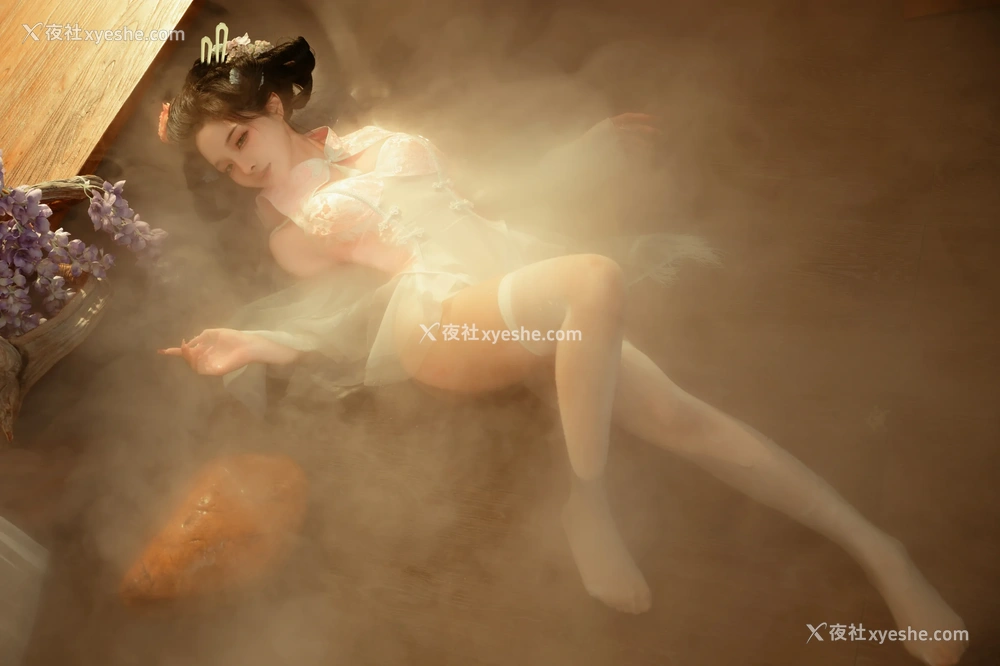 1P - 蠢沫沫 – 蔻 少女后庭