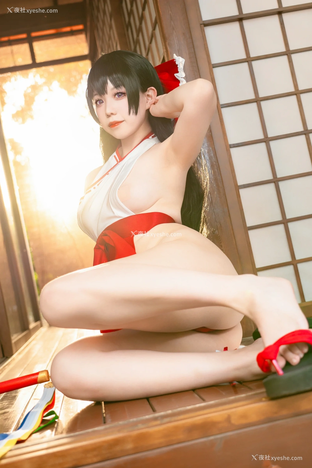 1P - 芦苇苇苇 – 巫女