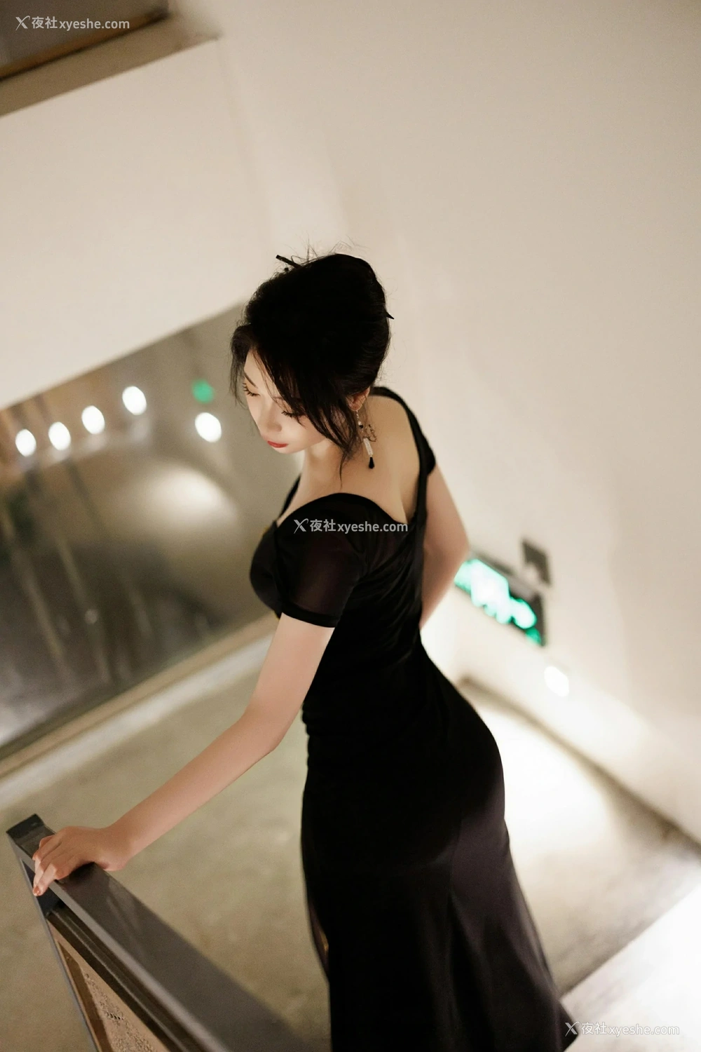 1P - [XiuRen秀人网] No.9526 梦心玥