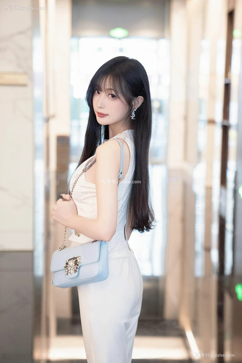 1P - [XiuRen秀人网] No.9528 林星阑