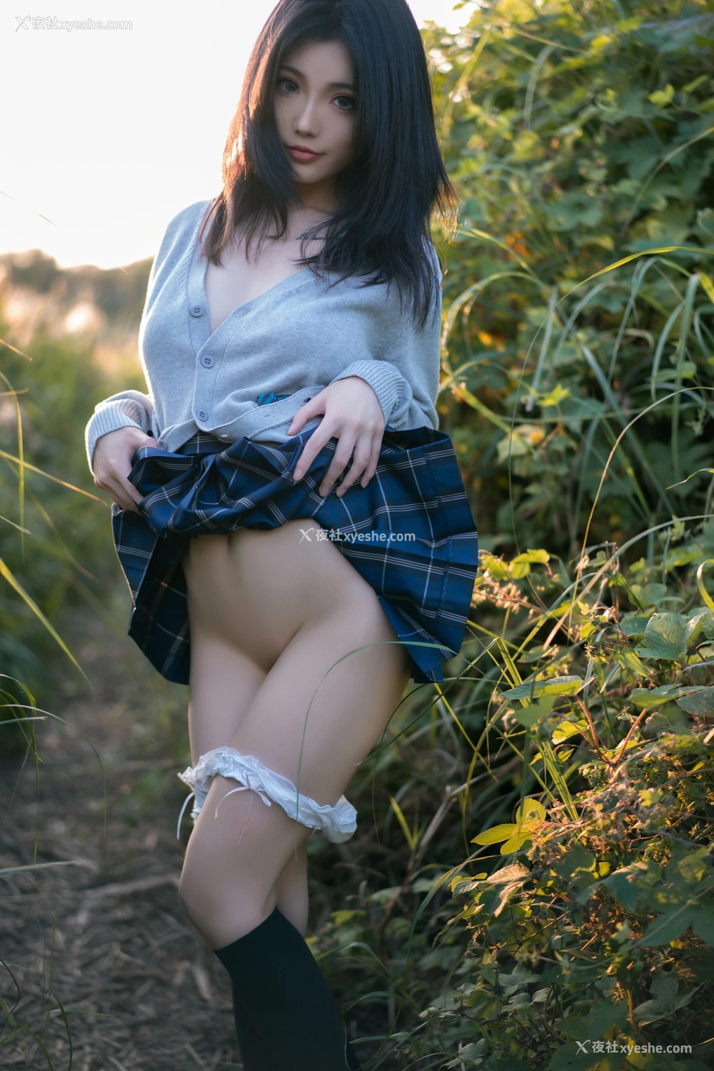 1P - 桃良阿宅 – 外出JK