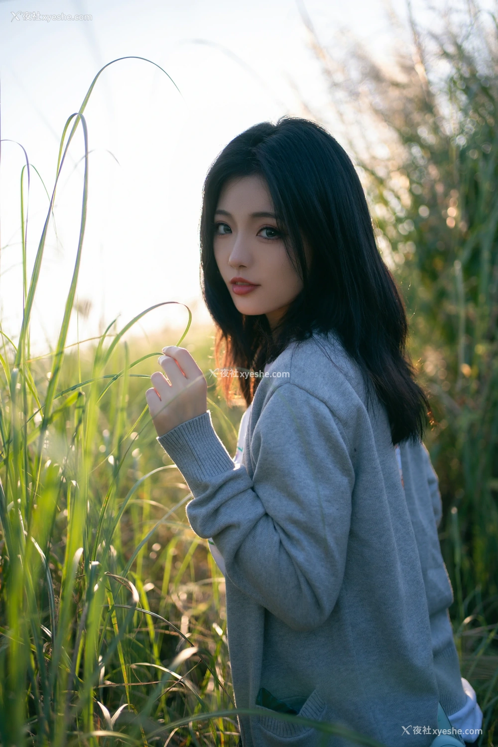 1P - 桃良阿宅 – 外出JK