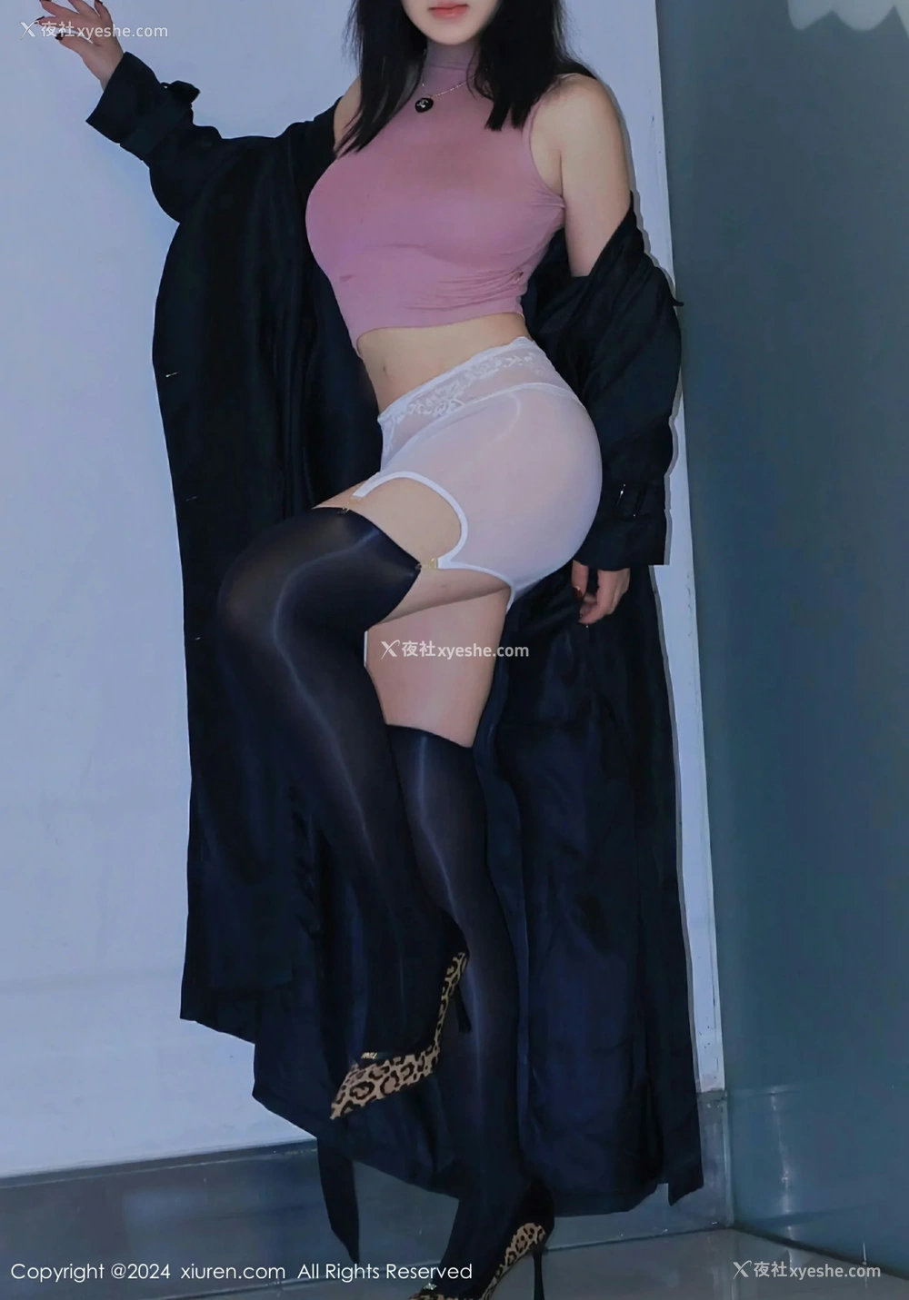 1P - [XiuRen秀人网] No.9489 小薯条nienie